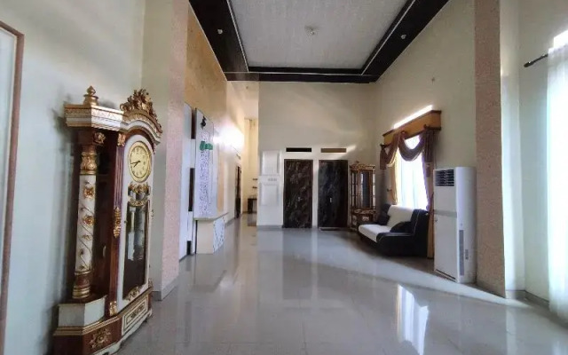 Zahira Guesthouse By Zuzu