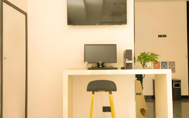 Greentree Inn Nanjing Lukou Airport Express Hotel