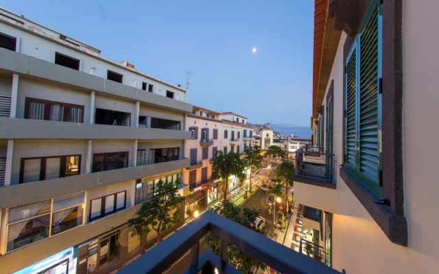 The Marketplace Apartments
