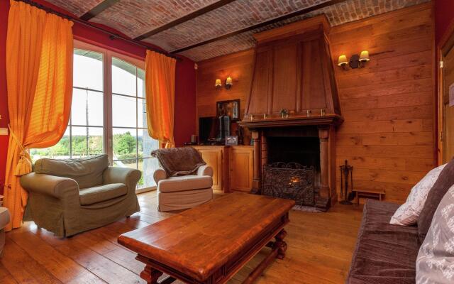 Wonderful Holiday Home in Saint-hubert With Sauna