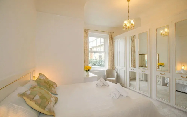 Weymouth Bay Apartment A