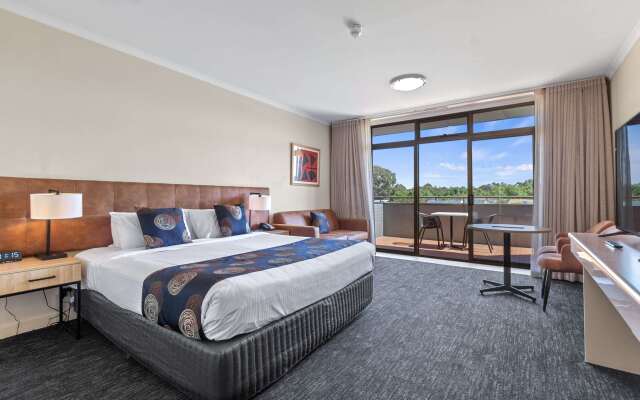 Comfort Hotel Adelaide Meridien