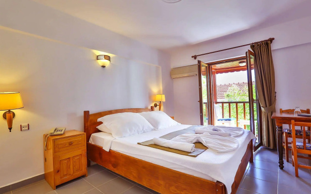 Zinbad Hotel