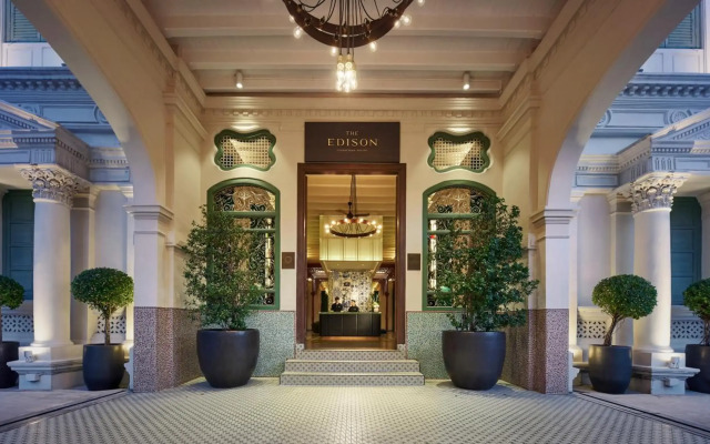 The Edison George Town