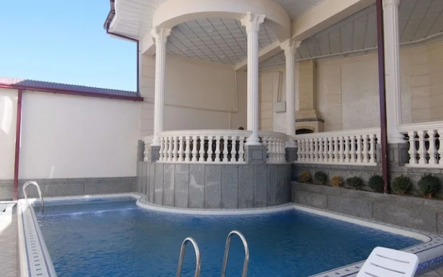 Oscar Hotel