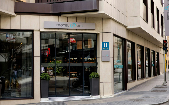 Motel One Madrid-Plaza de España