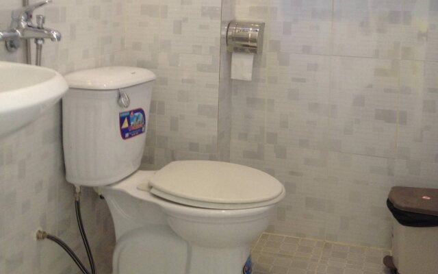 Phuong Hong Guesthouse