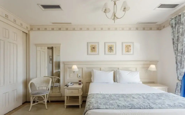 Suite com cozinha dentro de hotel ILCTOP