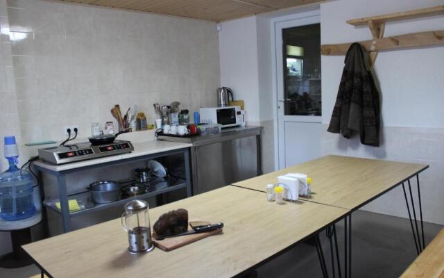 Nikol Guest House
