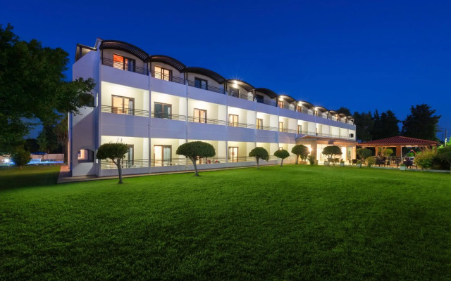 Matoula Beach Hotel