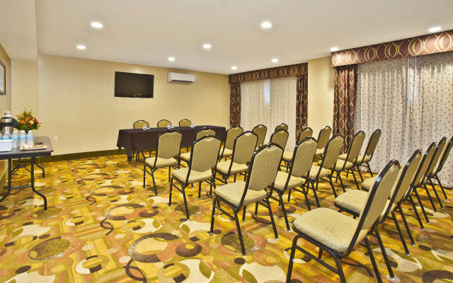 Best Western Plus Arena Hotel