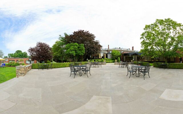 Glen Cove Mansion Hotel