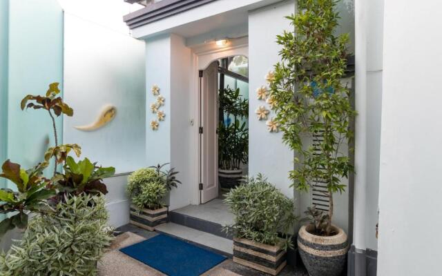 Pura Villa