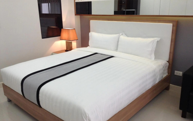 Racha Residence Sri Racha