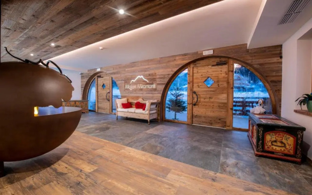 Hotel Majon Miramonti