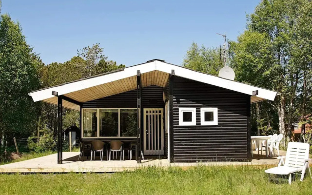 8 Person Holiday Home in Albaek-by Traum
