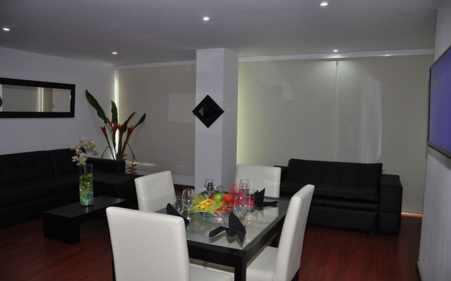 Apartasuites Plaza Modelia