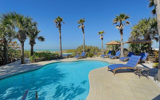 810 Gulfside