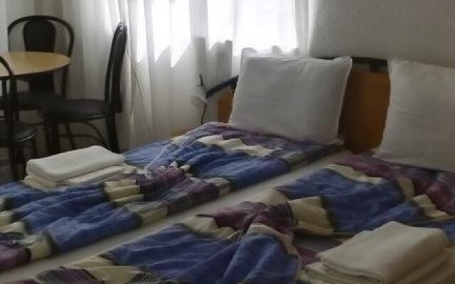 Lurd Family Hotel