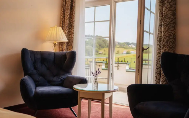 Schlossl Hotel Kindl