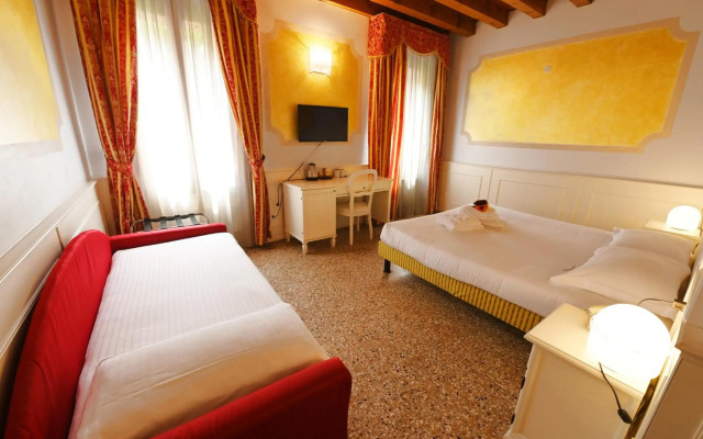 Hotel Villa Patriarca