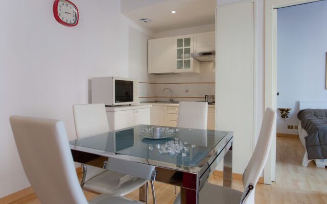 Rental In Rome - San Pio Apartment