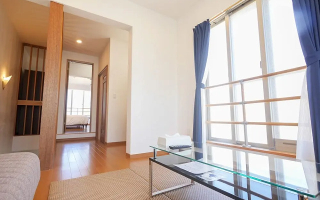 Miyakojima Terrace House