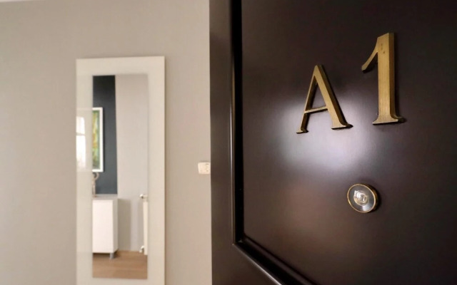 T1 Piazzetta Margutta T1 - My Extra Home