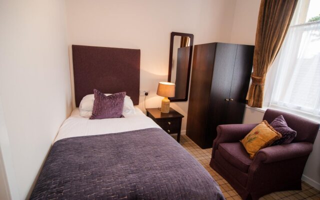 Invernairne Guest House