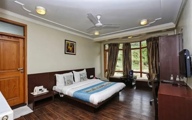 Hotel Pine Spring Pahalgam