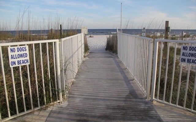 Sugar Beach 243 by RedAwning