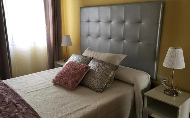 Apartamentos Acevedo Centro I