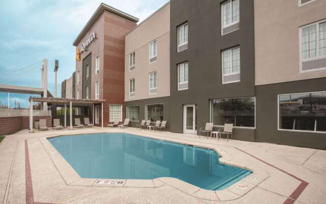 La Quinta Inn & Suites by Wyndham New Cumberland-Harrisburg