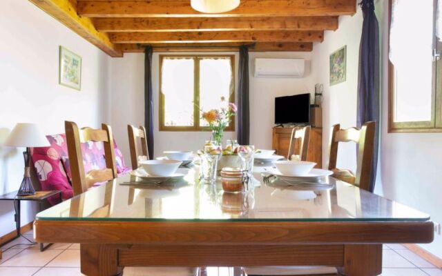 Holiday Home Les Galets - VGG100