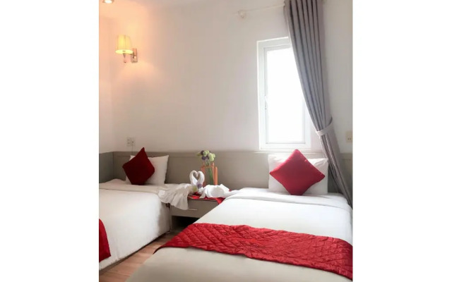 The Carnation Hotel Da Nang