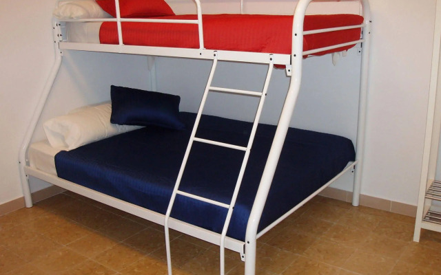 Estrella de Mar Youth Hostel