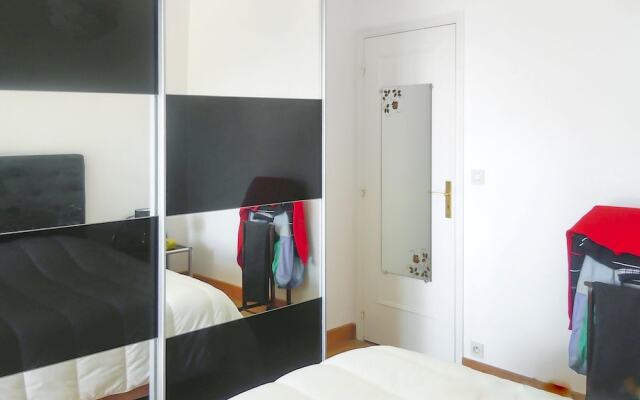 Apartment With one Bedroom in Villeneuve-loubet, With Wonderful sea Vi