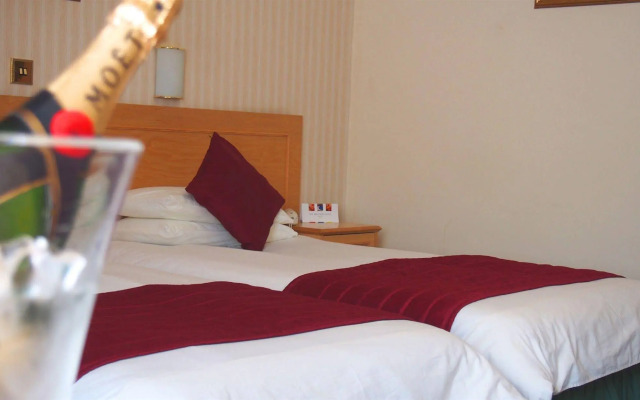 Mayfair Hotel