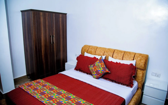 Inviting 8-bed House in Kigali Near rbd