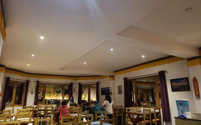 Ratna Hotel Ladakh
