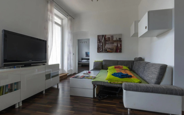 Spacious Apartment in Center with Terrace