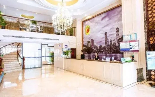 Super 8 Select Hotel