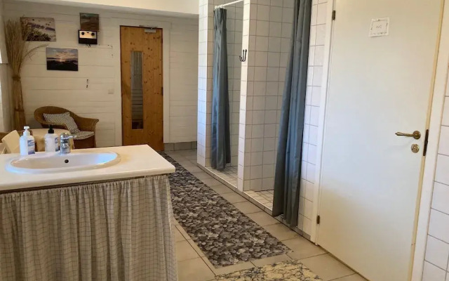 Kustnära Vandrarhem - Hostel