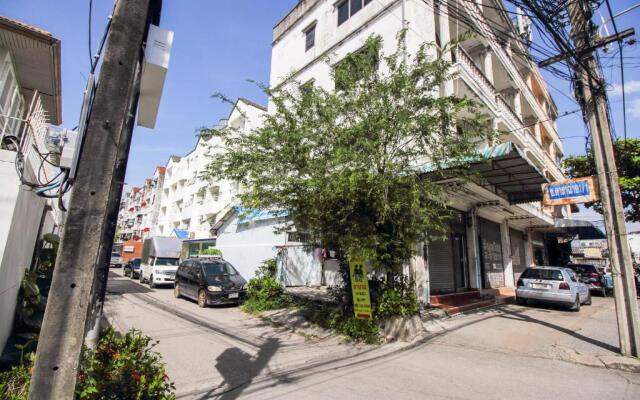 Slt Apartment Bangkok