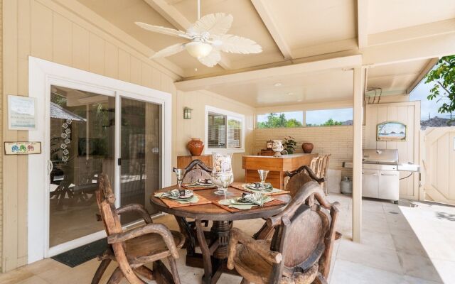 Kailua Beachside 4 Bedroom Home by RedAwning