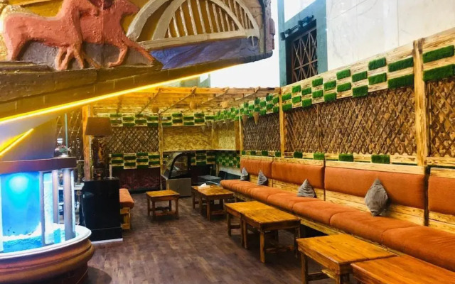 Knight Armour Hotel