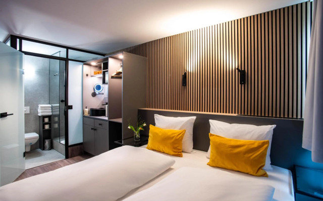 [Bee]Village Messehotel Hannover-Laatzen.
