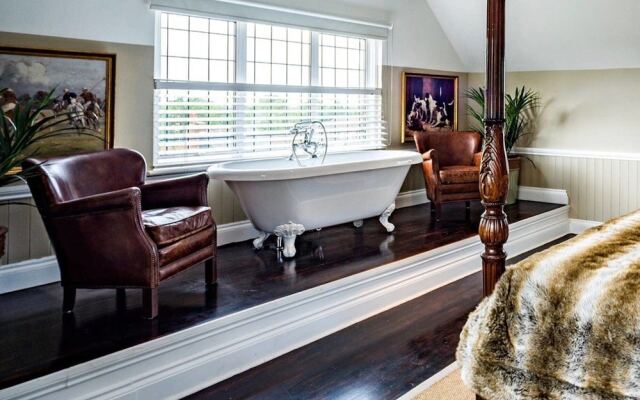 The Penthouse, Essex