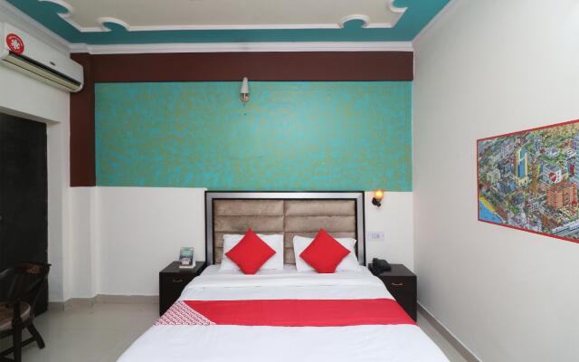 Capital O 9905 Hotel Doon Star