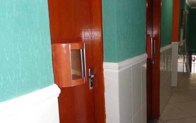Hotel Flor do Gomide
